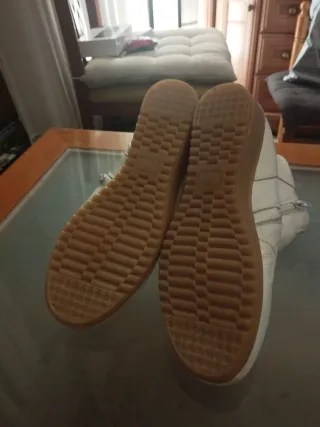 Botas de piel blancas