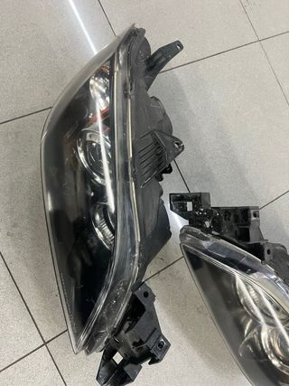 Faros Mazda 3