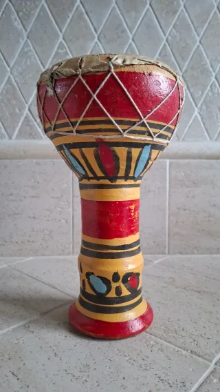 Bongo tamburo decorato