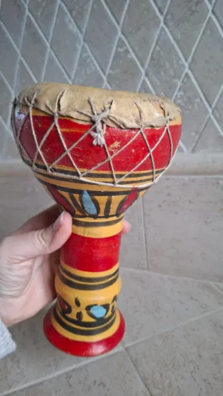 Bongo tamburo decorato