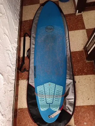 Tabla de surf casi nueva