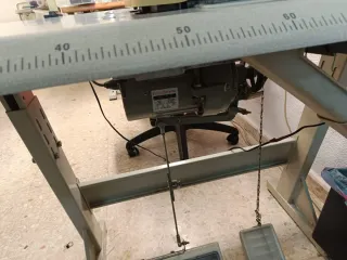 Máquina Remalladora Industrial con Luz