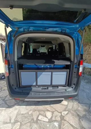 Ford Tourneo Courier 2025