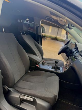 Volkswagen Passat 2010