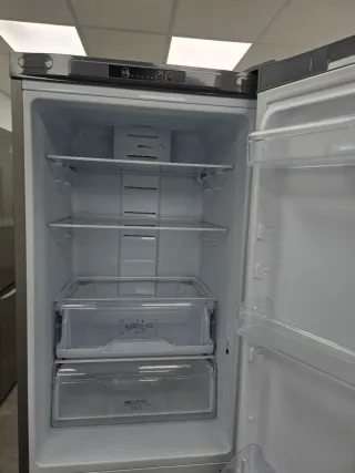 Frigorífico Indesit Inox clase A++ 189x60cm nofros