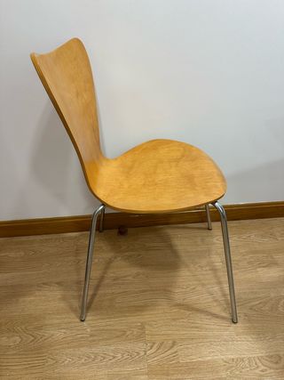 silla color madera