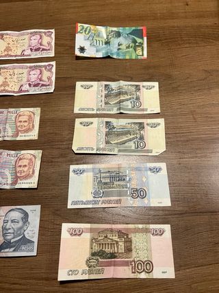 Lotto di banconote straniere