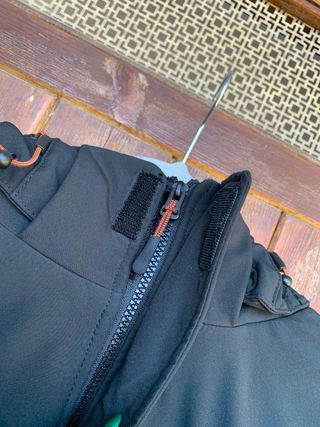 Chaqueta de invierno negra