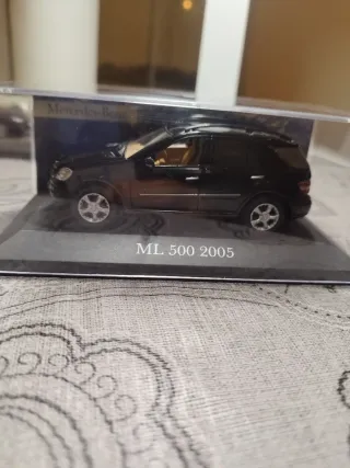 Mercedes-Benz ML 500 2005 1:43