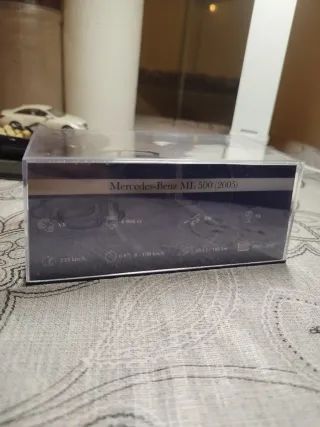 Mercedes-Benz ML 500 2005 1:43