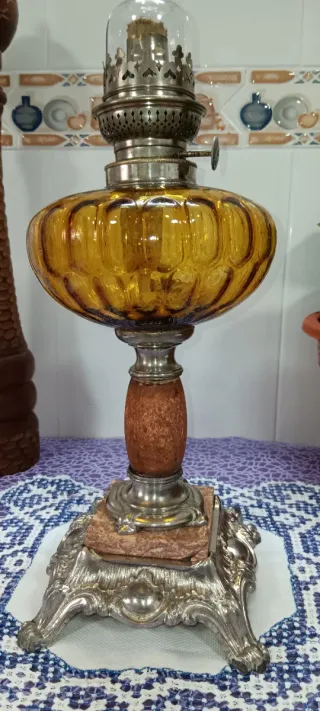 Lámpara de aceite siglo XIX francesa