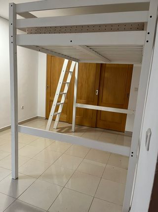 Cama alta IKEA STORÅ blanca 135