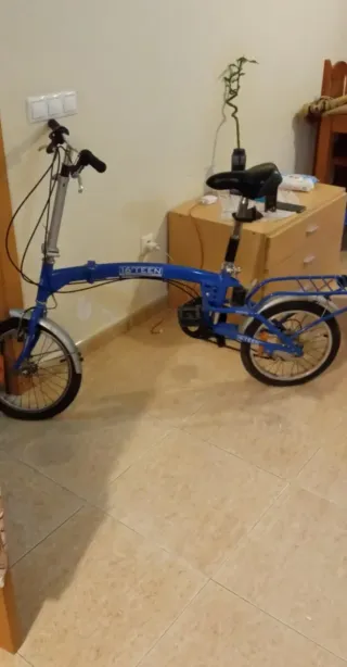 Bicicleta Plegable Roja y azul 16