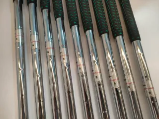 Ferri da golf Tommy Armour 845s