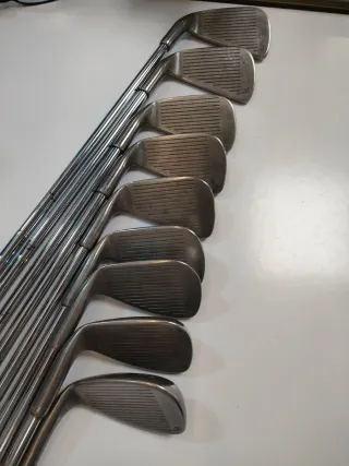 Ferri da golf Tommy Armour 845s