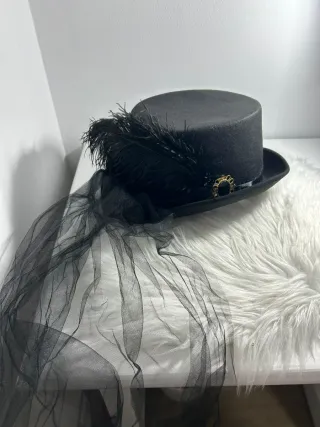 Sombrero Copa Victoriano Negro Plumas