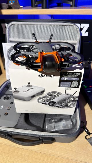 DJI Neo 2 + Mando + Maleta + Accesorios