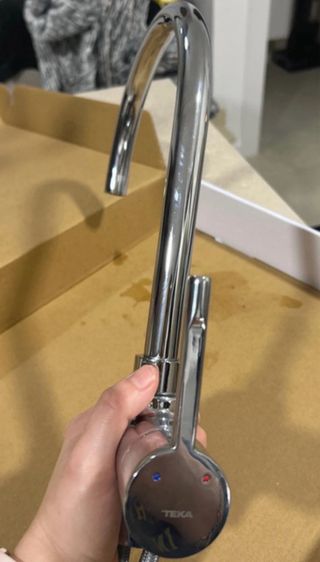 Grifo Teka de metal plateado