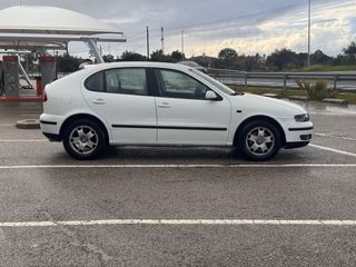 SEAT Leon 2000