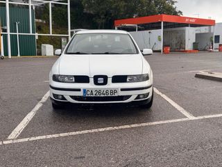 SEAT Leon 2000