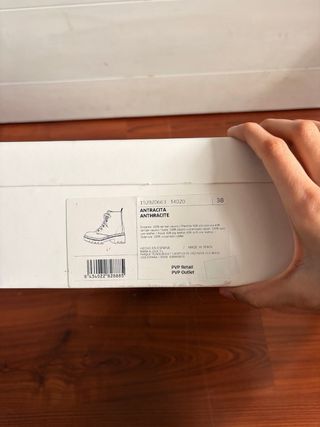 Botas marrones con cordones