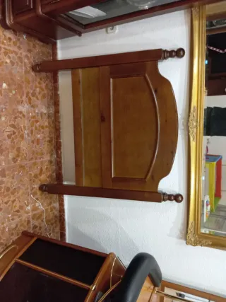 Cabecero de cama de madera