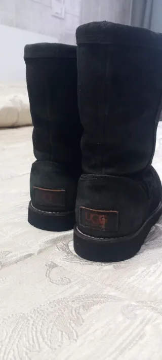 Stivali neri con zip n.37