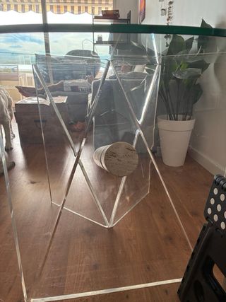 Mesa redonda cristal templado y base acrílico