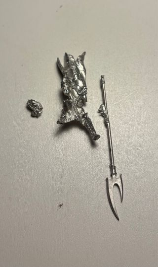 Elfo negro Beastmaster y Shadowblade warhammer.