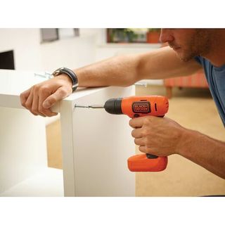Taladro atornillador 7.2V BLACK+DECKER BDCD8-QW