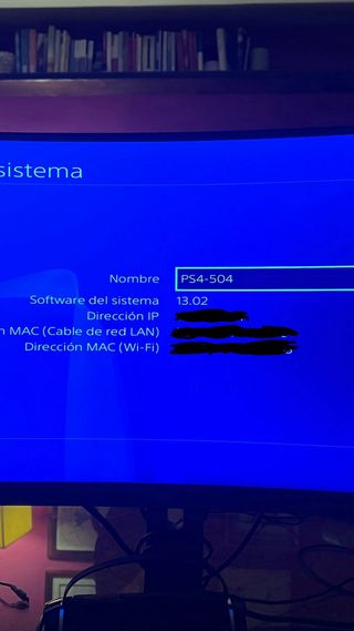 PS4 Slim 1TB con Mando Rojo