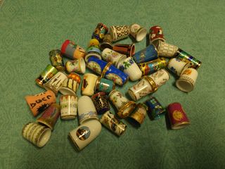 Figuras artesanales bailarinas doradas