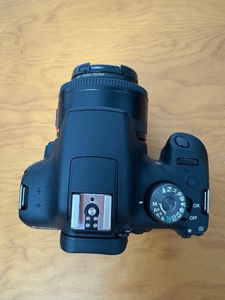 Canon EOS 2000D + 2 Objetivos – Kit Completo