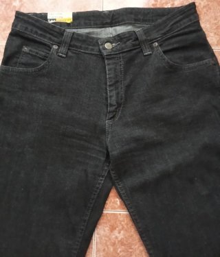 Pantalón Jeans Felton Lee negro mujer