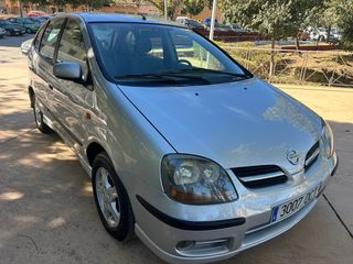 Nissan Almera 2004