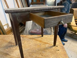 Tavolino antico in legno