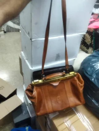 Maletín piel cierre metal