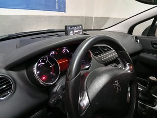 Peugeot 5008 2016