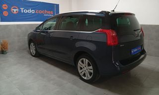 Peugeot 5008 2016