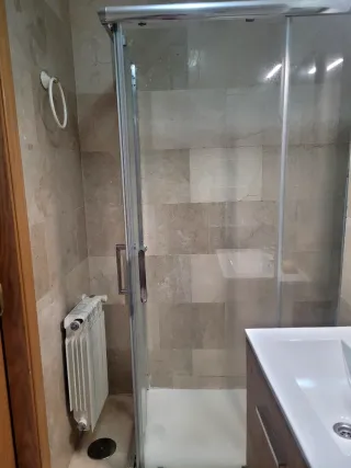 Mampara de ducha cristal y metal