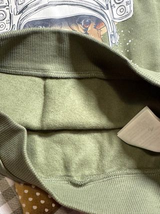 Sudadera con camello astronauta I need more space