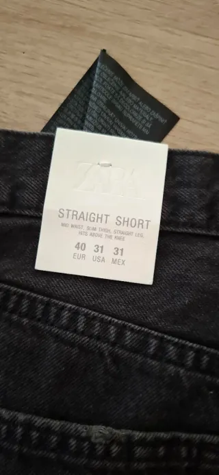 Pantalón corto vaquero negro del zara talla 40