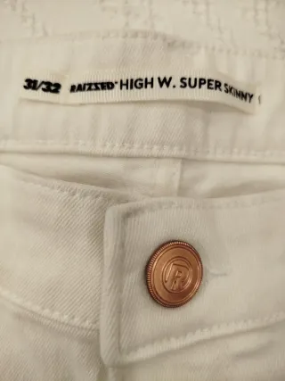Pantalón Raizzed Blanco roto - Skinny.  Talla M