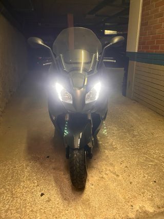 BMW C 650 Sport 2019/13.000 km  Escape akrapovic