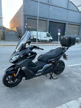 BMW C 650 Sport 2019/13.000 km  Escape akrapovic
