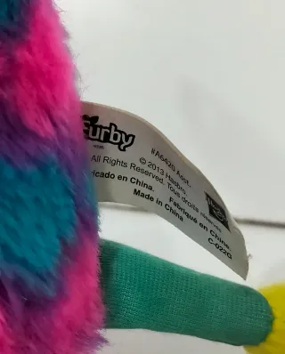 Furby Boom 2013 Pink and Blue Hearts, Francés