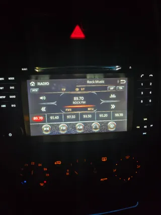 Pantalla Mercedes B200 W245