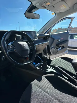Peugeot 208 2020