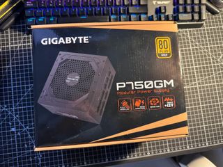 Fuente Alimentación Gigabyte 750W Gold Modular