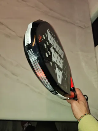 Pala Padel Adidas Metalbone HRD